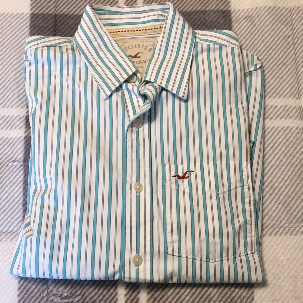 Hollister dress shirt